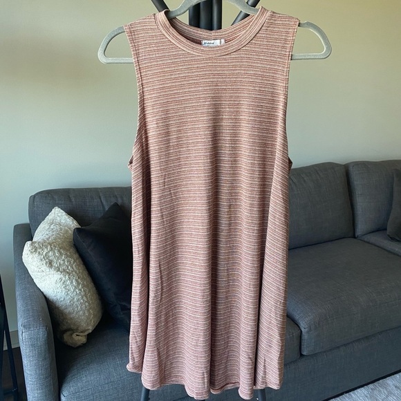 *2/$15* Subdued Tunic Tank Top - Picture 1 of 4